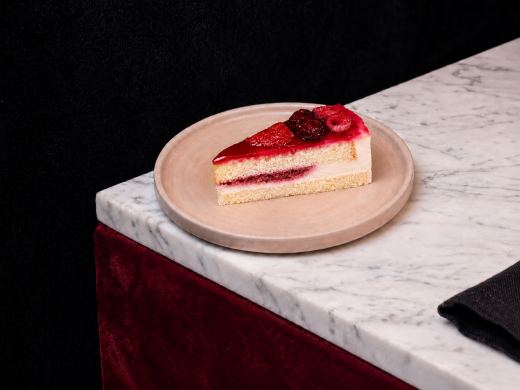 Orman Meyveli Cheesecake